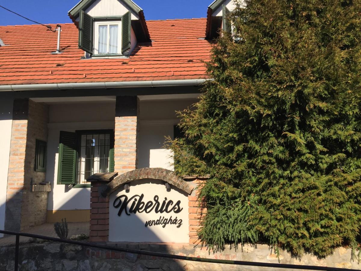 Kikerics Vendeghaz Bed & Breakfast Villány Екстериор снимка