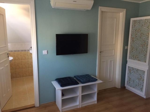 Kikerics Vendeghaz Bed & Breakfast Villány Екстериор снимка
