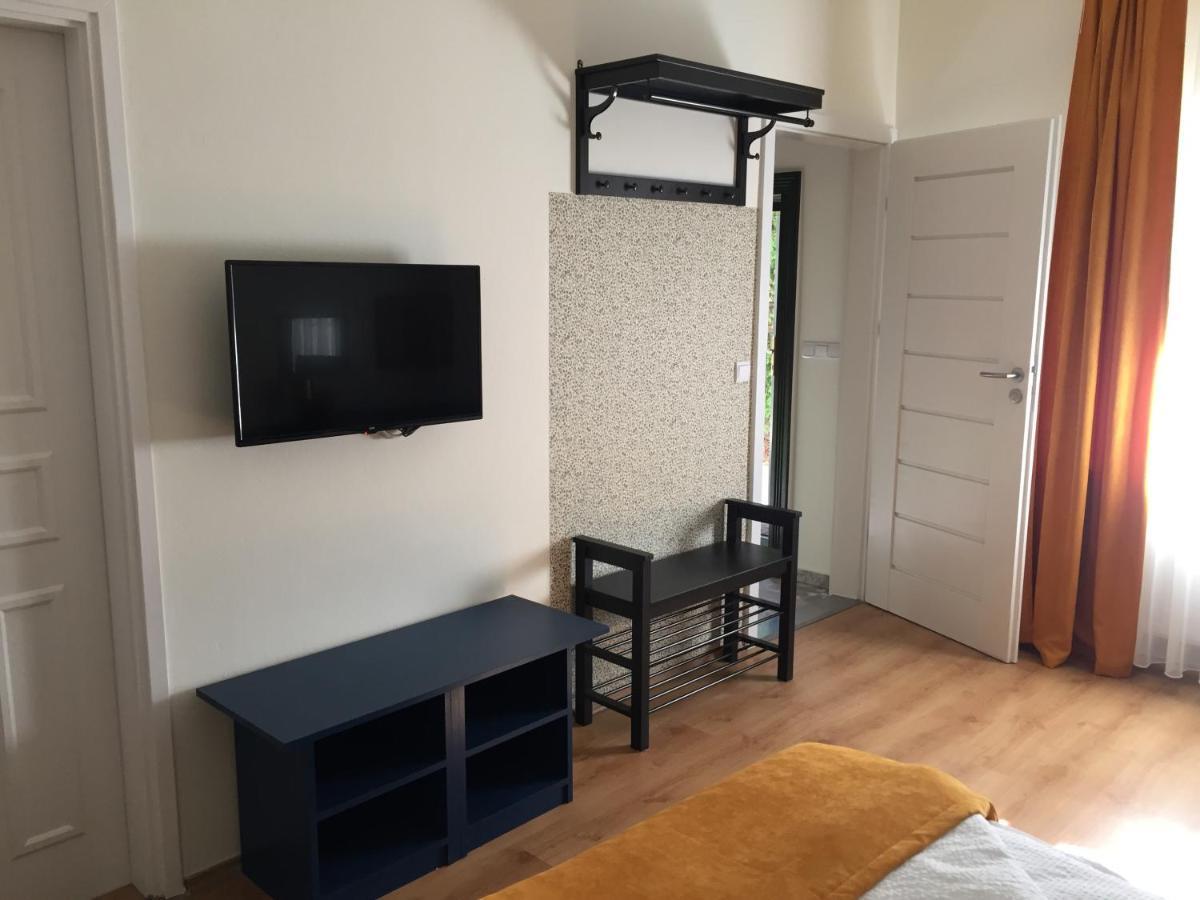 Kikerics Vendeghaz Bed & Breakfast Villány Екстериор снимка