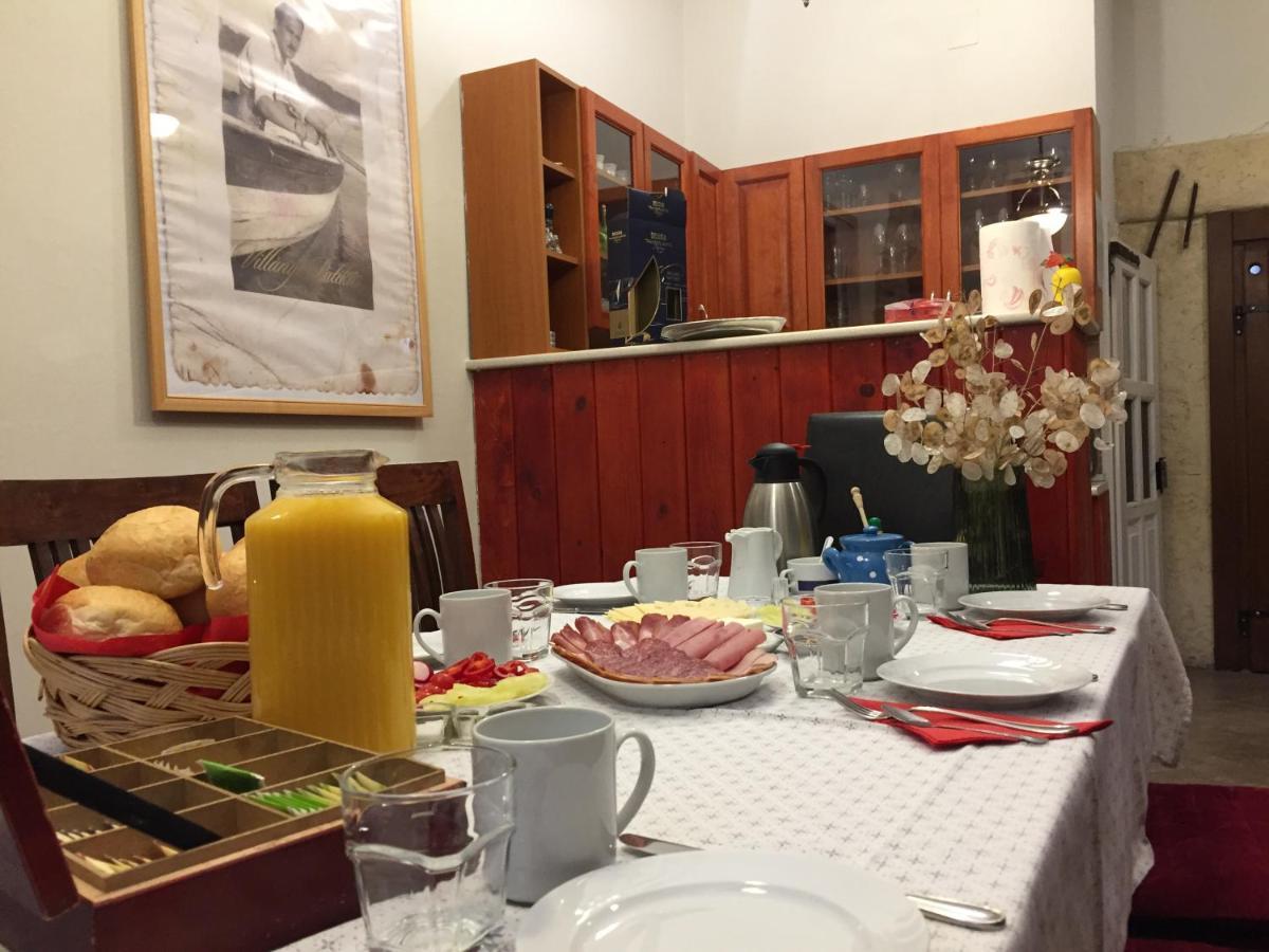 Kikerics Vendeghaz Bed & Breakfast Villány Екстериор снимка